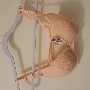 NWT Victoria's Secret Pink lace push up Bra 32D